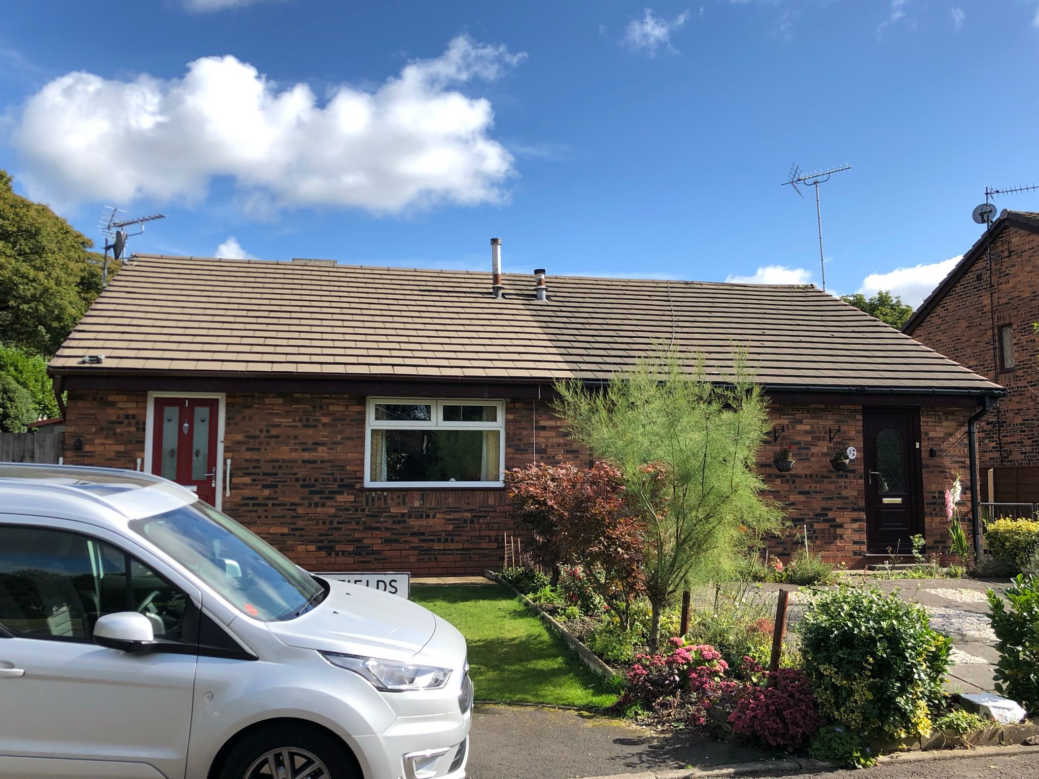 roof cleaning hero